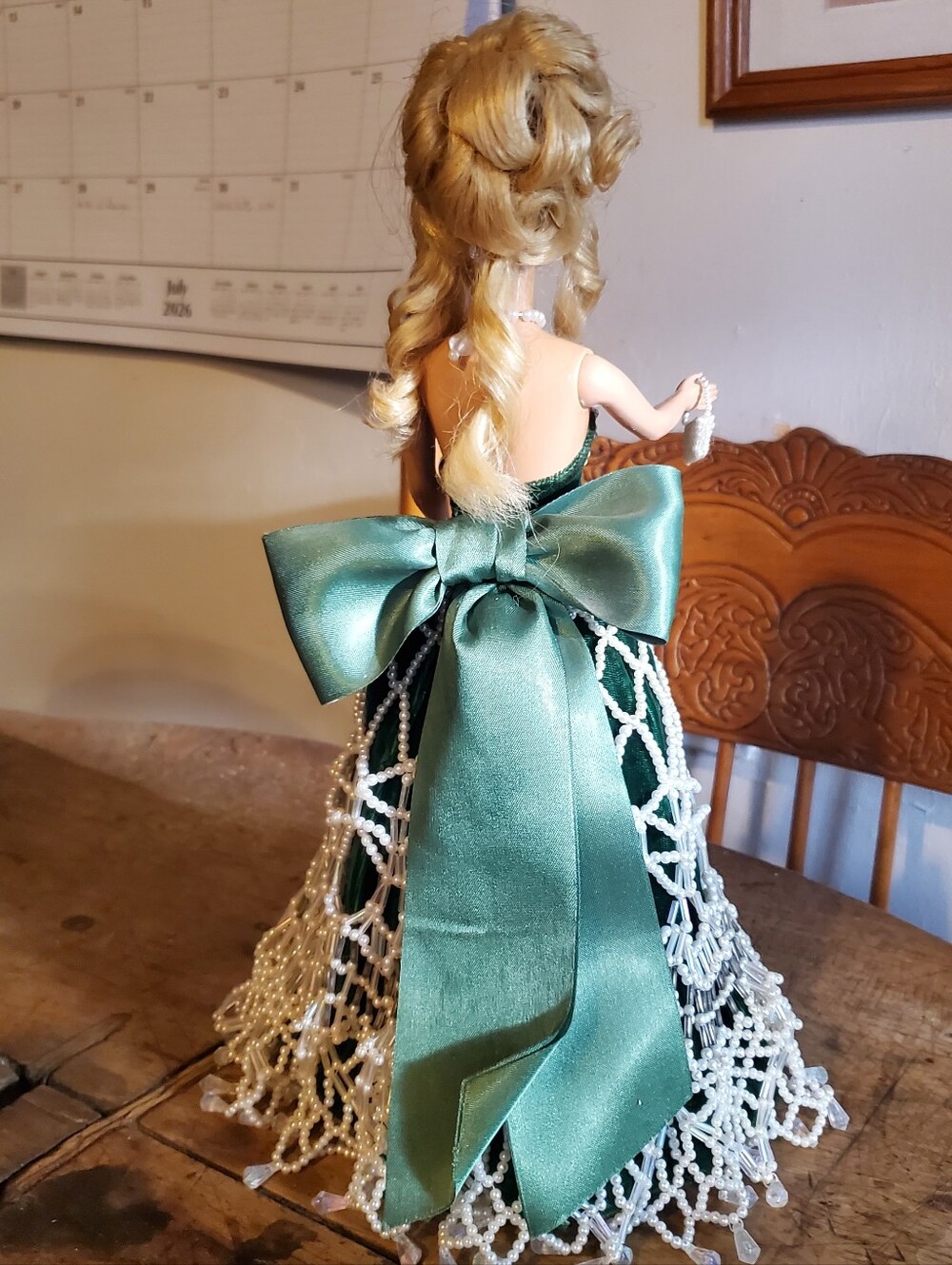 Vintage Barbie With Custom-made Beaded Gown And Accessories - Picture 2 of 14